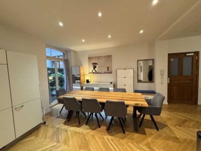Modernized 2-room apartment in quiet back house with terrace, built-in kitchen