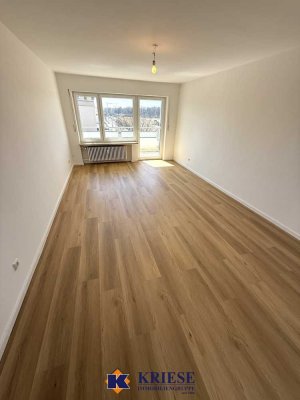 Frisch renoviert, perfekt geschnitten & mit Blick ins Grüne - sonniger 3-Zimmer-Wohntraum!