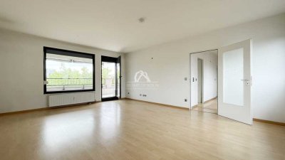 LICHTDURCHFLUTETE DACHGESCHOSSWOHNUNG | 4 ZIMMERWOHNUNG MIT TERRASSE | PROVISIONSFREI!