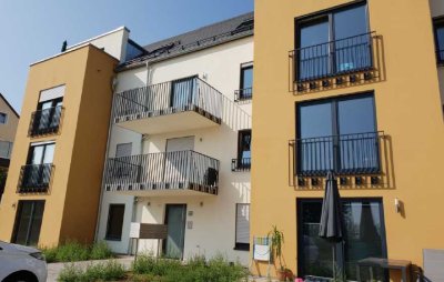Wunderschöne 2 Zimmer-Balkonwohnung im ruhigen Grün