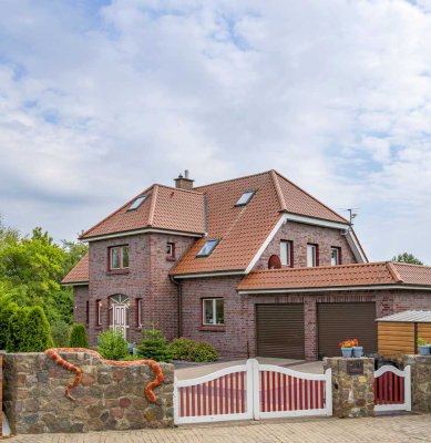 Großes Einfamilienhaus fußläufig zum Schaalsee