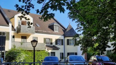 Geschmackvolle, gepflegte 2-Zimmer-Wohnung mit Balkon und EBK in Erding