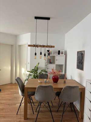Moderne 2-Zimmerwohnung mit Balkon in zentraler Lage