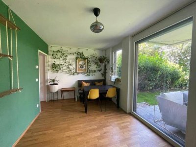 Neuwertige Gartenwohnung