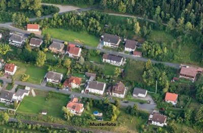 Doppelhaushälfte nebst Garagenanbau - provisionsfrei