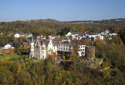 Burg Dattenberg: Wunderschöne 4,5 Zimmer Wohnung mit Ausblick auf den Rhein und das Ahrtal!