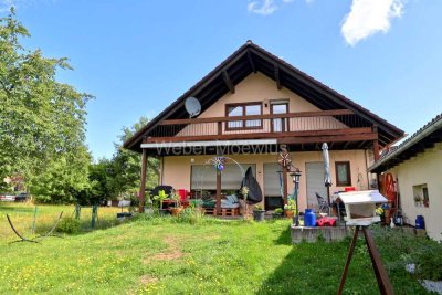 Freistehendes 2-Parteienhaus mit Terrasse, Loggia, Kellerbar + Südwest-Garten in begehrter Wohnlage