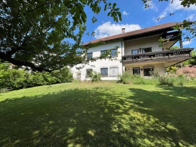 Top-Lage in Kareth - Familienfreundliches EFH mit Garage und großem Süd-Garten - FREI!
