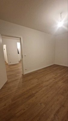 Helle 3-ZW im 3.OG in der Innenstadt Pforzheim zu vermieten.