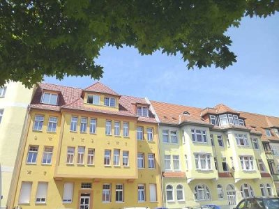 Traumhaft schöne Wohnung, mit Balkon und Kamin