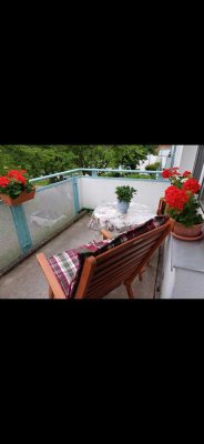 Ruhige 2-Zimmer-Wohnung mit Balkon, TG-Stellplatz & Einbauküche in Altenerding – S-Bahn-Nähe
