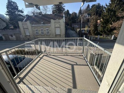 Charmante Balkon-Hell und Ruhig