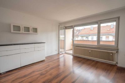 Sonniges Appartement mit großem Balkon – Aufzug – Küche – neues Bad in St. Johannis