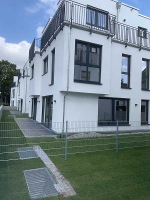 Stilvolles TownHouse in Frankfurt-Griesheim