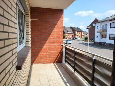 Schöne Erdgeschosswohnung mit Balkon für einen Single oder ein Pärchen...
