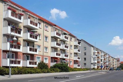 Mehrfamilienhaus (5 WE) + Gartenhauswohnung – vielseitig nutzbar