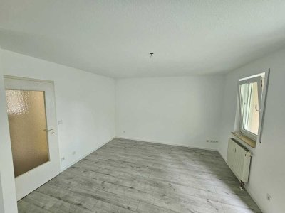 Erstbezug nach Sanierung: Charmante 1-Zimmer-Wohnung mit Balkon!