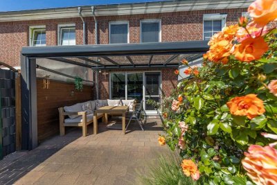 Perfekt für die Familie: Reihenhaus mit 4 Zimmern, 2 Stellplätzen und Pool