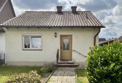 Ein-/Zweifamilienhaus in Schierling