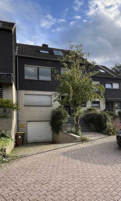 Günstiges, gepflegtes 5-Zimmer-Reihenhaus in Oberhausen Alsfeld