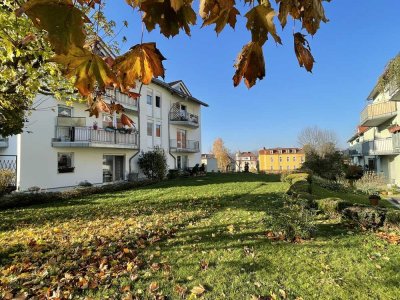 WOHNUNG IN RUHIGER WOHNLAGE, PARKETT, NETTE NACHBARN