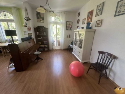 Denkmalgeschützte Wohnung in Ruhiger Lage perfekt für kleine Familien!