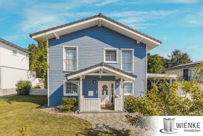 *RESERVIERT* Schwedenhaus-Charme in Jestetten, Neubau von 2018 mit Kaminofen,  Garten & Hühneridylle