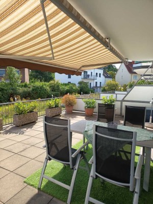 Wohnen mit Weitblick: 3-Zimmer-Hochparterre mit großer Terrasse & Tiefgaragenstellplatz in Bremen-Gr