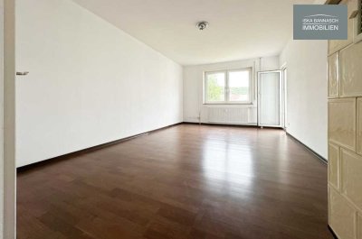 Helle 2 Zimmer Wohnung mit Balkon und perfekter Anbindung in Gerlingen