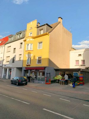 Mehrfamilienhaus mit Gewerbe im Herzen von Hilden