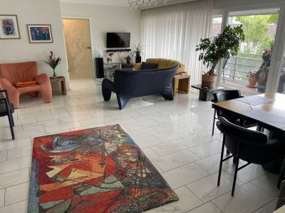 Schöne, helle und geräumige 3 Zi. ETW in zentraler ruhiger Stadtlage
