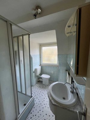 Schöne 3-Zimmer Wohnung mit Tageslichtbad