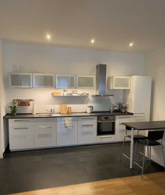 Modernisierte 2-Zimmer-Wohnung mit Balkon und EBK in Worms