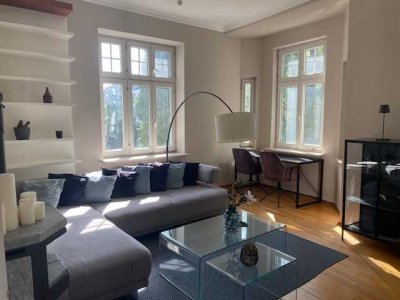 *Schöne Altbauwohnung mit Aufzug im gefragten Stadtteil München-Au*