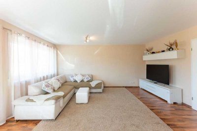 Werthaltige Kapitalanlage in Haiterbach – 3,5 Zimmer mit Balkon, Carport & Potenzial
