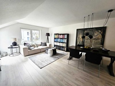 Möblierte, Exklusive 3 Zimmer Dachgeschosswohnung mit Rheinblick