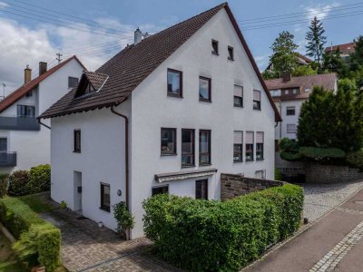 Ihr neues Zuhause mit viel Potenzial und sonnigem Rückzugsort