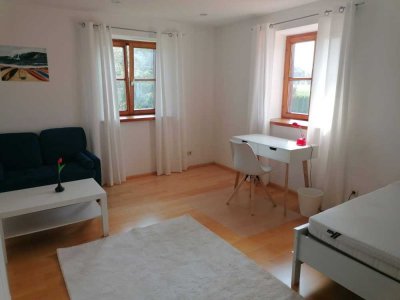 Schicke Wohngemeinschaft mit Balkon in Erding