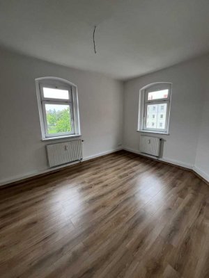Schöne Dachgeschosswohnung im gepflegtem Altbau