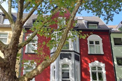 Altbau-Träumchen in Holsterhausen! Große Maisonette-Wohnung mit Dachterrasse in attraktiver Lage
