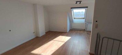 Schöne 2 Zimmer Wohnung über 2 Ebenen