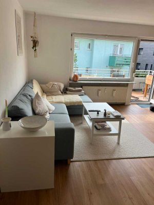 Modernisierte 2-Zimmer-Wohnung mit Balkon und Einbauküche in 88045, Friedrichshafen