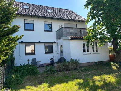 Doppelhaushälfte in Straubing-Süd, Erbpacht, geeignet auch für 2 Parteien