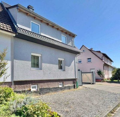 Einziehen und wohlfühlen - Modernisierte Doppelhaushälfte in ruhiger Lage von Bretten