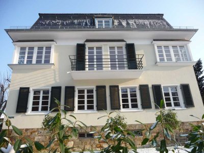schicke, renovierte und möblierte 2 ZKB in Altbauvilla in Wiesbaden - City Südost