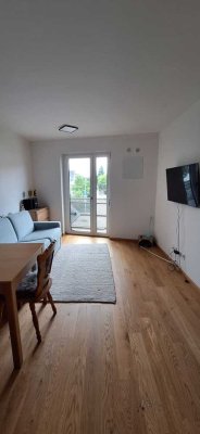 Exklusive 1-Zimmmer Wohnung teilmöbliert und EBK in Unterhaching