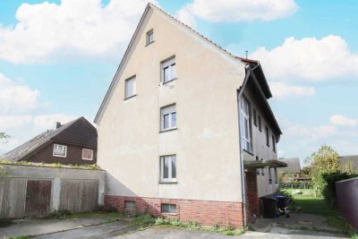 Mehrfamilienhaus mit großem Garten und viel Potenzial in ruhiger Sackgassenlage in Erwitte