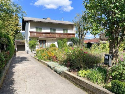 IHR NEUES ZUHAUSE: GERÄUMIGES EINFAMILIENHAUS MIT TERRASSE, GARTEN, UND GARAGE!
