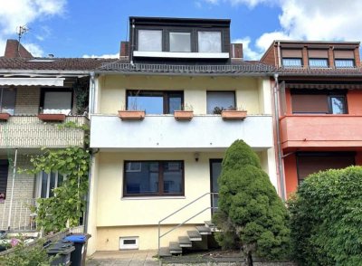Helle 4-Zimmer Maisonette-Wohnung mit Balkon in Utbremen