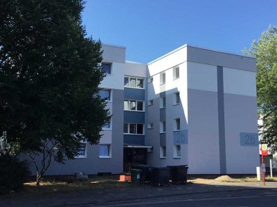 Modernisierte - 2-Zimmer-Wohnung mit Balkon
